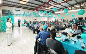 SAN QUINTÍN DA SU RESPALDO ERIKA NUÑEZ PARA ENCABEZAR EL SINDICATO DE BURÓCRATAS