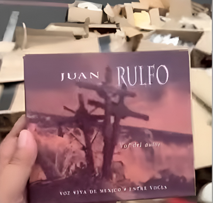 Disco compacto de Juan Rulfo, con su voz, encontrado en una de las cajas de libros abandonadas por el FCE en San Diego.