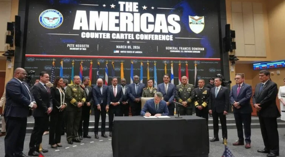 Estados Unidos reúne a países de América Latina contra los cárteles y deja fuera a México