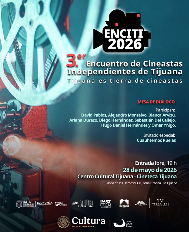 Póster oficial del evento ENCITI 2026 con un proyector de cine antiguo iluminado a la izquierda sobre un fondo azul, anunciando la mesa de diálogo con cineastas locales en la Cineteca Tijuana del CECUT.