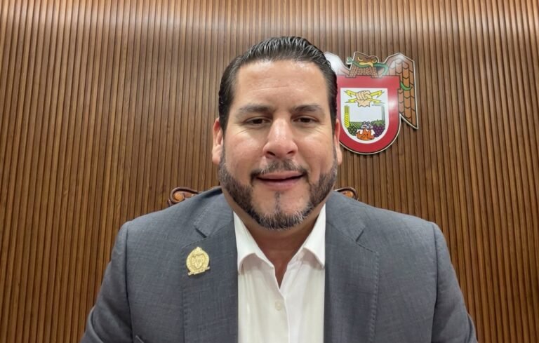 Burgueño vuelve a la alcaldía de Tijuana con agenda de bacheo, servicios y atención territorial