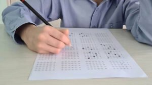 PISA 2025: México retrocede en matemáticas y lectura, mientras Gobierno cuestiona la prueba