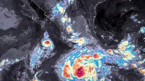 Huracán Trudy y frente frío 2: estados en riesgo por lluvias intensas en México